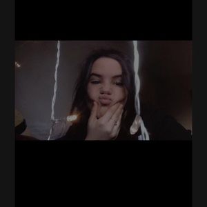 Meet your Posher, Jade